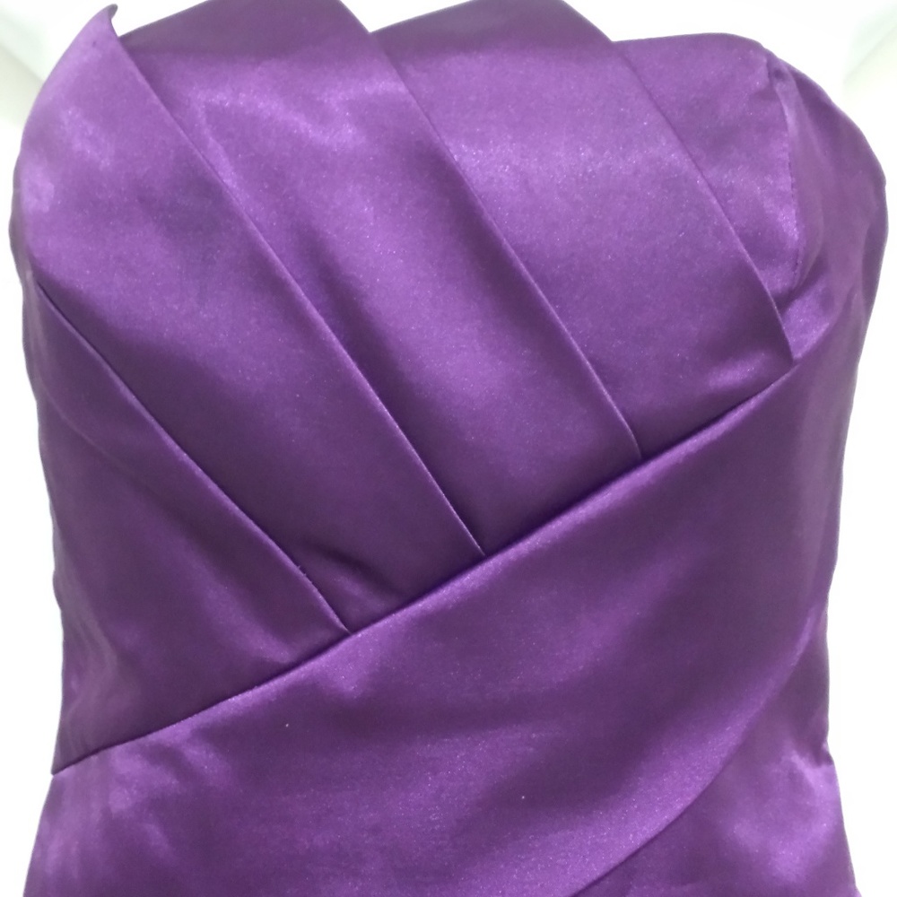 Cache Dress - Picture 6 of 6